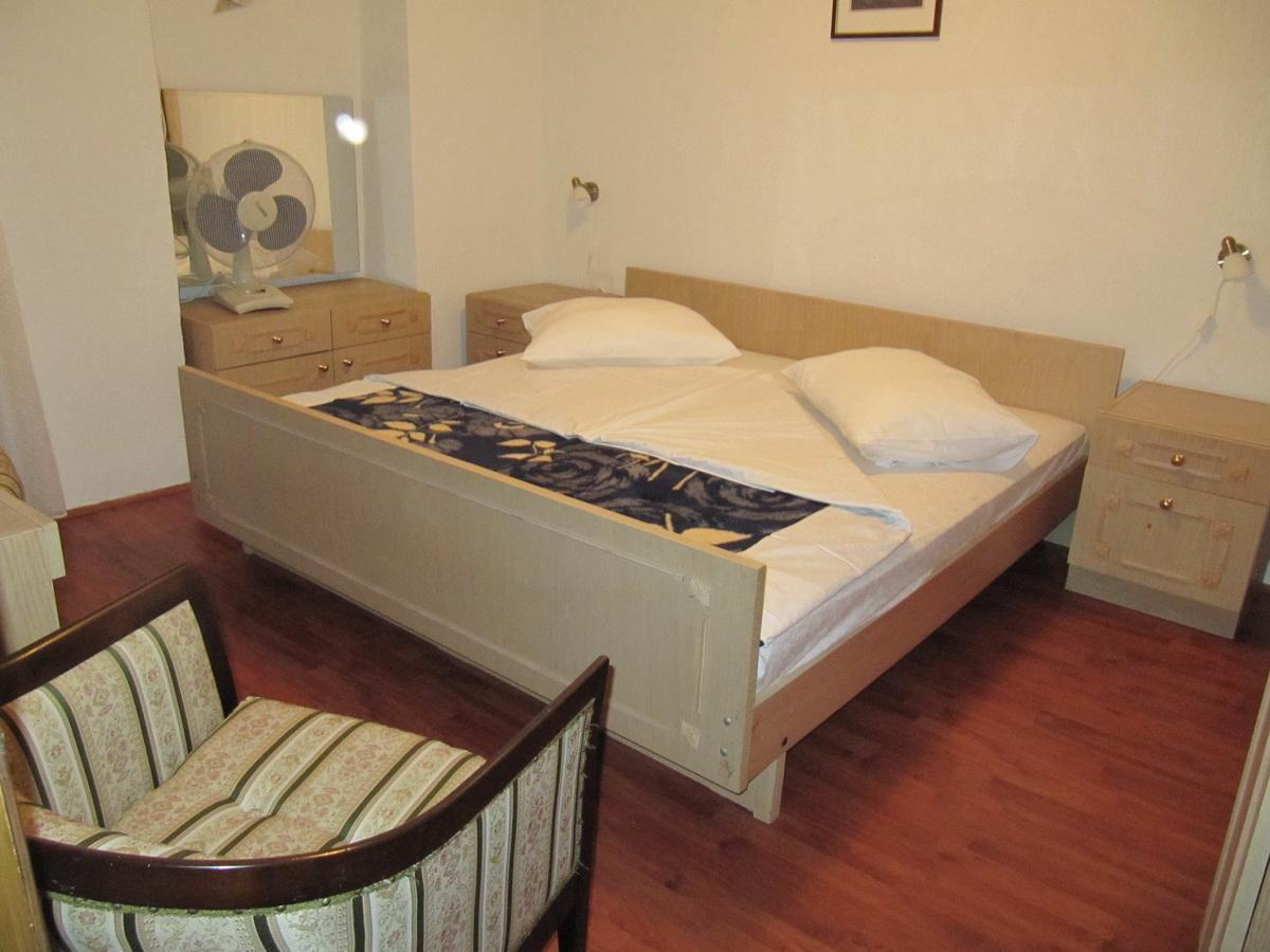 Apartment Mira Црес Экстерьер фото
