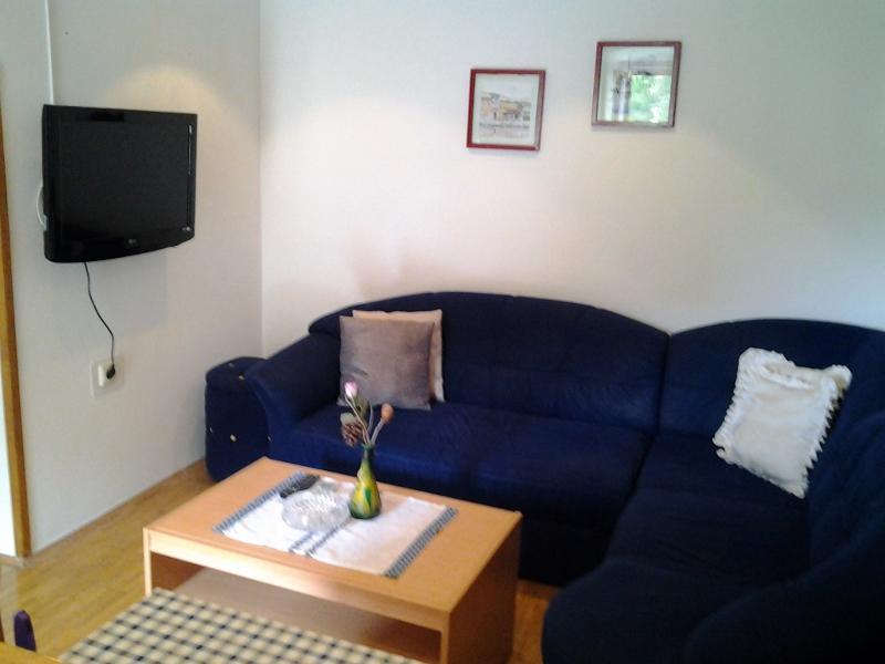 Apartment Mira Црес Экстерьер фото